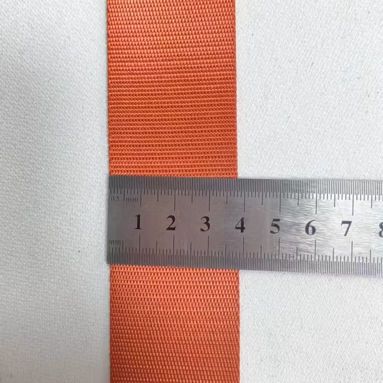 Stocks personnalisés colorés en gros de bonne qualité imitation nylon bande sangles en polyester